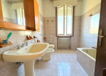 Foto 10 - Semi-detached house via jacopo bernardi
 
10, Treviso - photo 10
