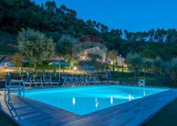 Piscina - Villa Localita' Campodori
 
snc, Pescaglia - foto 8