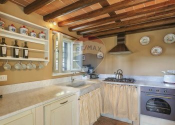 Cucina - Villa Localita' Campodori
 
snc, Pescaglia - foto 30