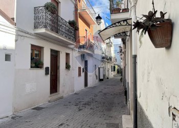 Edificio all\'aperto - Bilocale via Carlo Alberto
 
23, Pisticci - foto 19