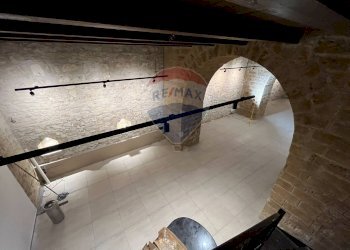 Bagno - Locale Commerciale Via Re Manfredi
 
8, Bari - foto 10