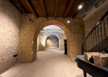 Cantina - Locale Commerciale Via Re Manfredi
 
8, Bari - foto 13