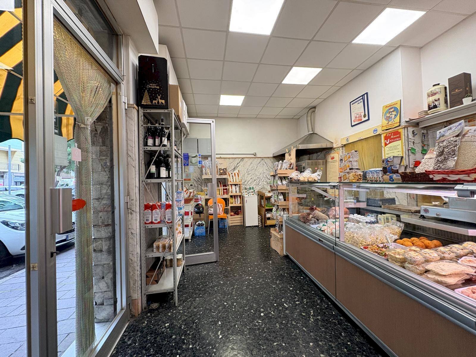 Foto 1 - Commercial Activity Corso Tardy e Benech, Savona - photo 1