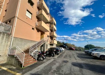 Foto 1 - Quadrilocale Via I Maggio, Celle Ligure - foto 1