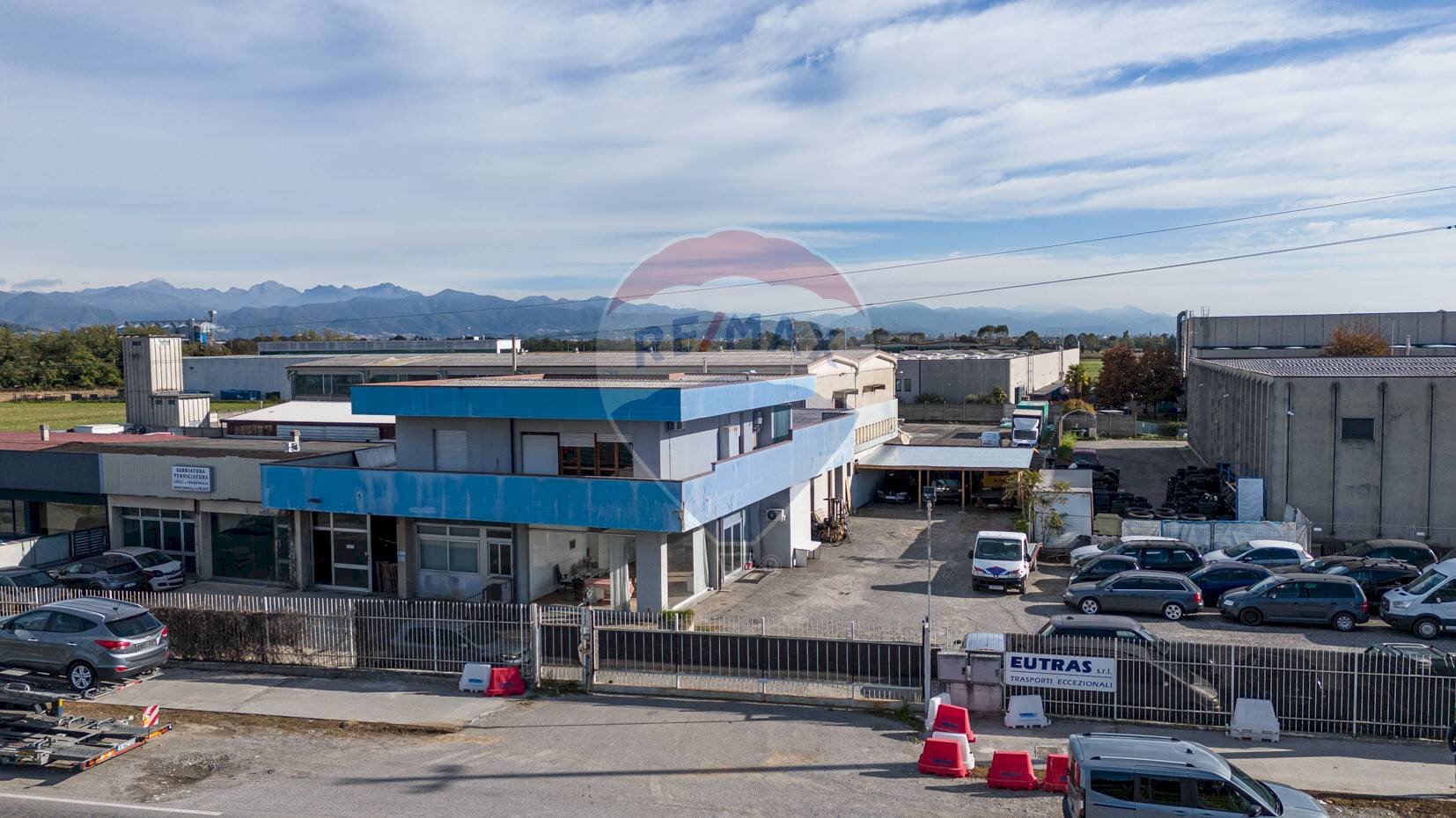 Edificio all\'aperto - Locale Commerciale Viale Eurpa
11, Suisio - foto 2