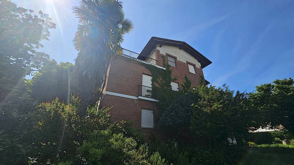 Facciata - Villa via Podio, Pino Torinese - foto 3