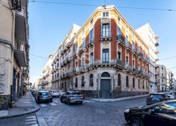 Foto 1 - Trilocale Via Umberto
 
285, Catania - foto 1