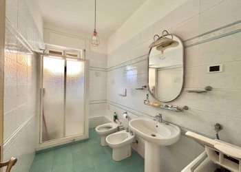 Bagno - Trilocale via Alberto Guglielmotti, Genova (zona Pegli) - foto 12