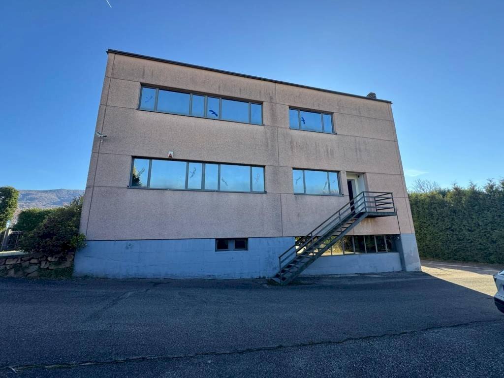 Facciata - Ufficio via Baraggia, 15, Cunardo - foto 1