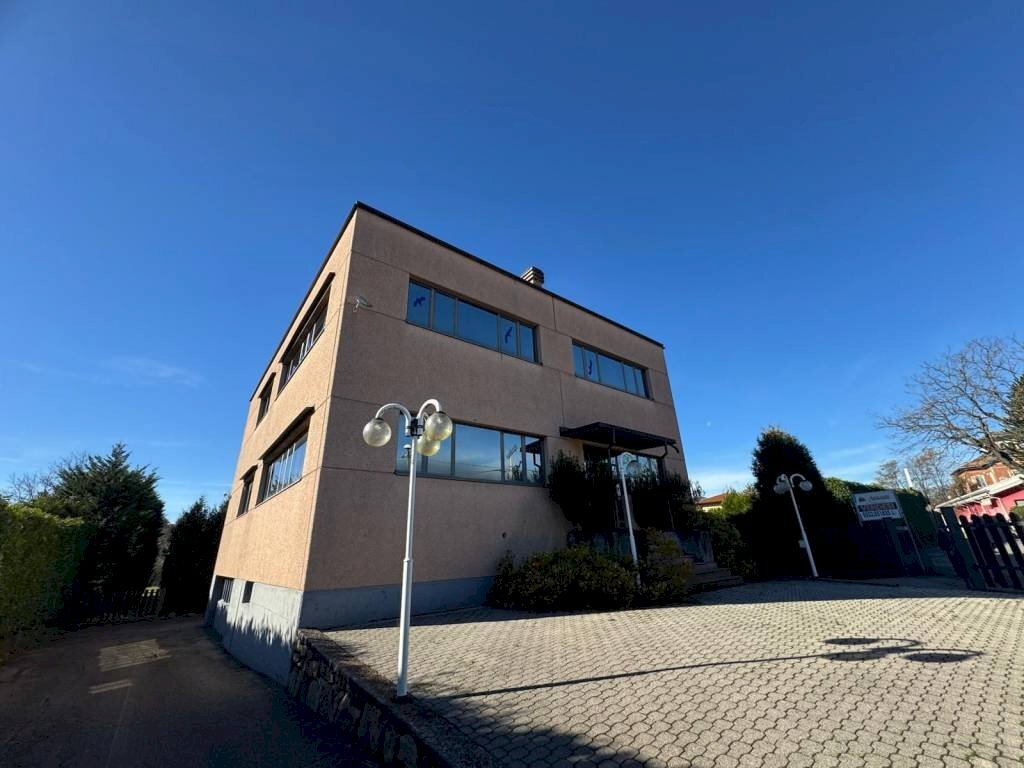 Facciata - Ufficio via Baraggia, 15, Cunardo - foto 3