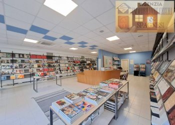 Interno non residenziale - Negozio via Toscana, Prato - foto 7