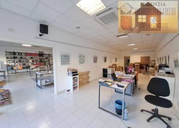 Interno non residenziale - Negozio via Toscana, Prato - foto 14