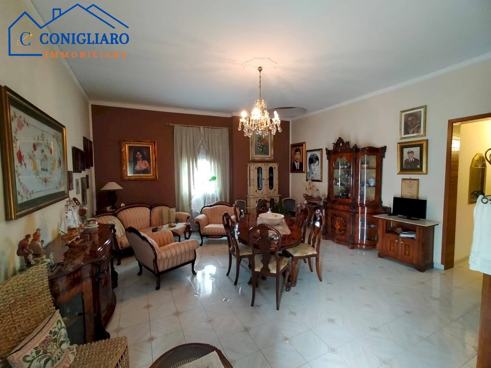 Foto 2 - Appartamento Via Giuseppe Mazzini
 
61, Carini - foto 2