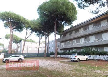 Foto 2 - Trilocale via Vesuvio
 
1, Cervia - foto 2