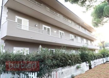 Foto 3 - Trilocale via Vesuvio
 
1, Cervia - foto 3