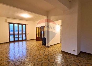 Stanza vuota - Appartamento via gramsci
 
126, Buti - foto 3