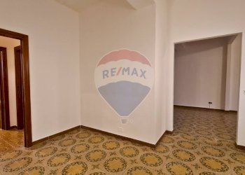 Hall / corridoio - Appartamento via gramsci
 
126, Buti - foto 11