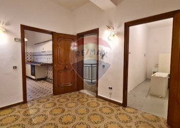 Hall / corridoio - Appartamento via gramsci
 
126, Buti - foto 16
