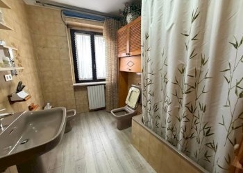 Bagno - Villa via Vittorio Veneto, 15, Gassino Torinese - foto 15