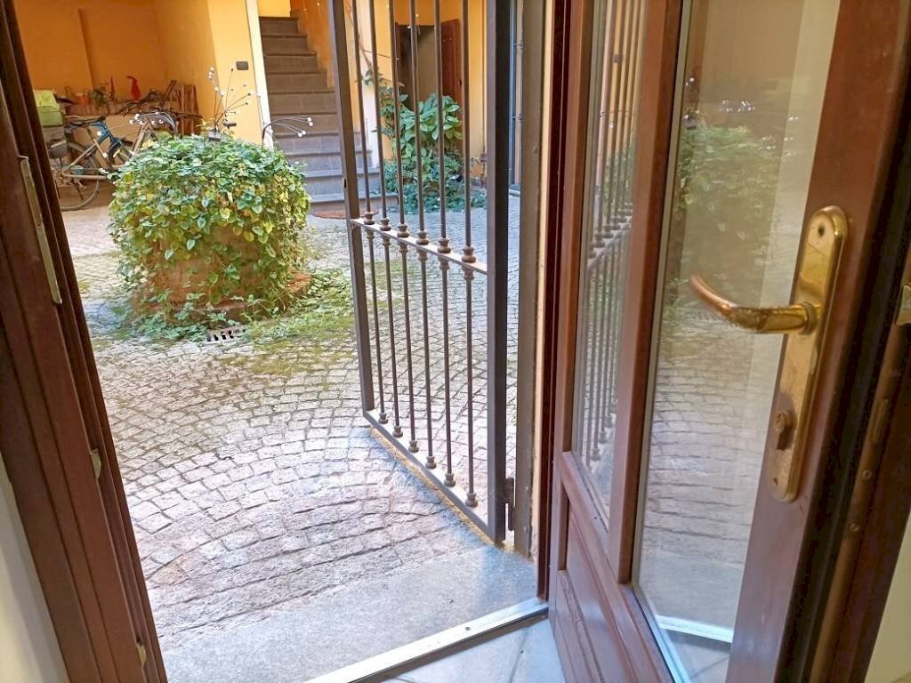 Cortile interno - Bilocale Bene Vagienna - foto 1