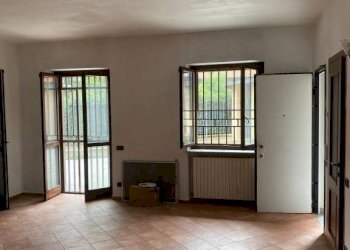 Salone - Four-room apartment via Luigi Salvatore Cherubini, 81, Torino (neighborhood Barriera Milano) - photo 18