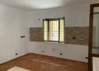 Cucina - Four-room apartment via Luigi Salvatore Cherubini, 81, Torino (neighborhood Barriera Milano) - photo 24