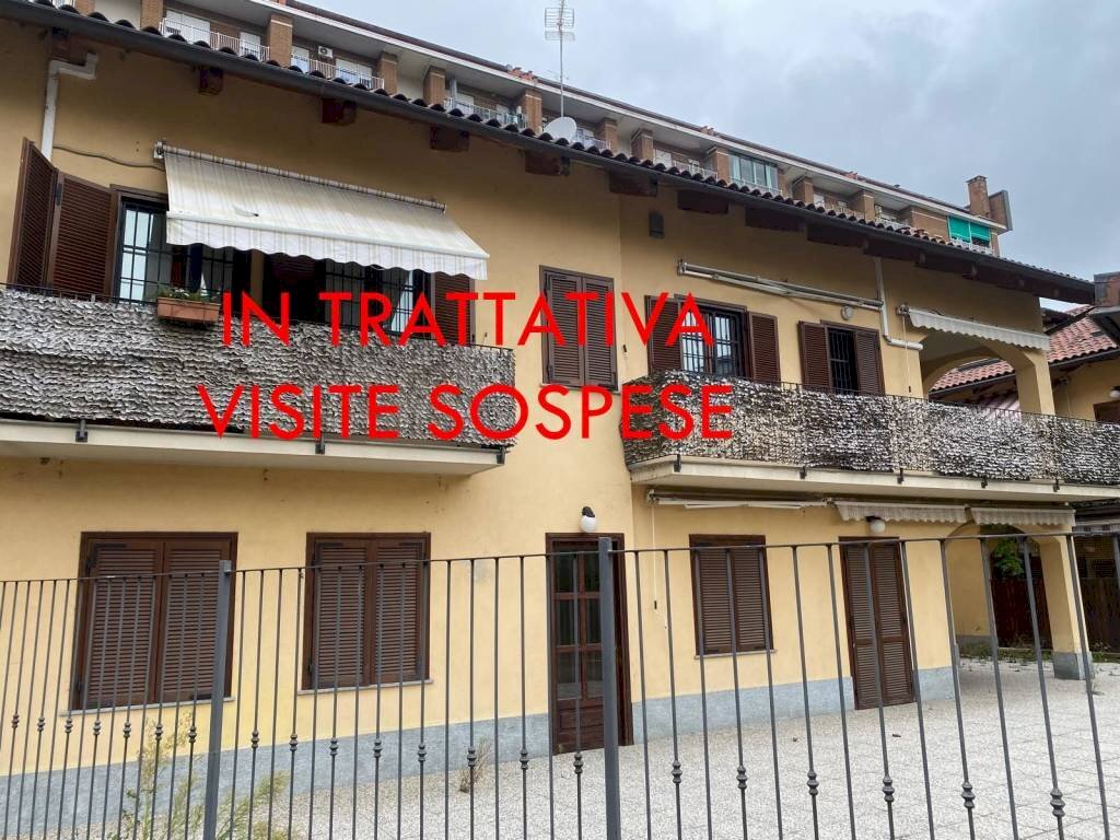 Facciata - Quadrilocale via Luigi Salvatore Cherubini, 81, Torino (zona Barriera Milano) - foto 1