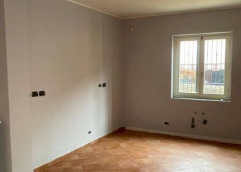 Salone - Quadrilocale via Luigi Salvatore Cherubini, 81, Torino (zona Barriera Milano) - foto 14