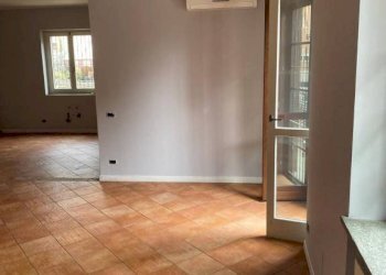 Salone - Quadrilocale via Luigi Salvatore Cherubini, 81, Torino (zona Barriera Milano) - foto 18