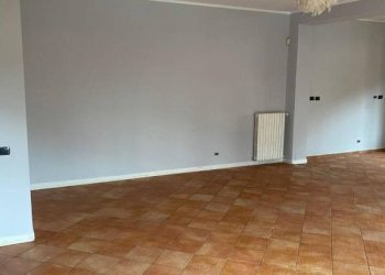 Salone - Quadrilocale via Luigi Salvatore Cherubini, 81, Torino (zona Barriera Milano) - foto 19