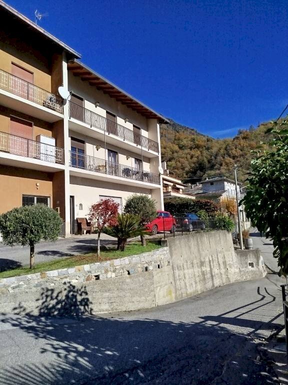 Facciata - Appartamento via Vendolo, Castione Andevenno - foto 1