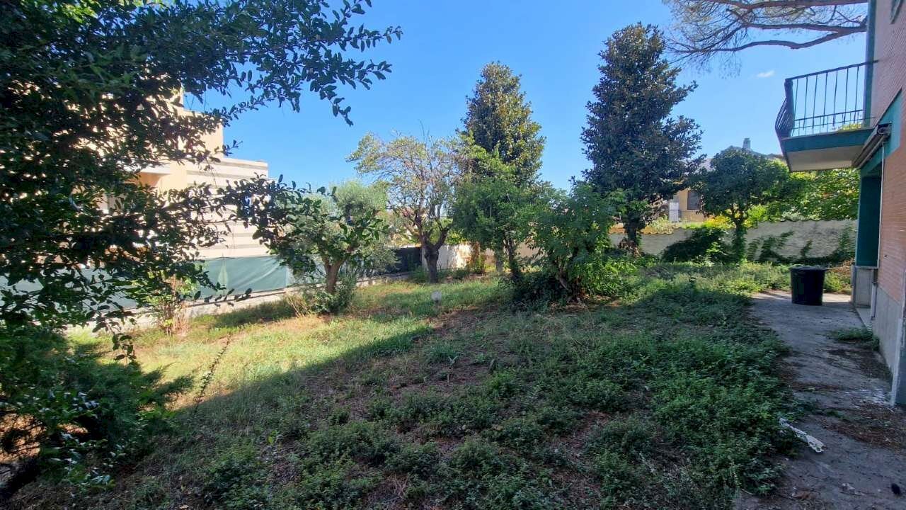 immagine whatsapp 2025-09-06 ore 11.38.17_d59afa55 - Villa Unifamiliare via Niccolo Giosafatte biagioli, Roma (zona Acilia) - foto 3