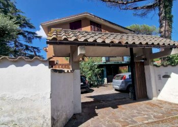 immagine whatsapp 2025-09-06 ore 11.38.17_2fe49279 - Villa Unifamiliare via Niccolo Giosafatte biagioli, Roma (zona Acilia) - foto 1