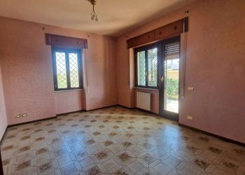 immagine whatsapp 2025-09-06 ore 11.38.35_03b0204e - Villa Unifamiliare via Niccolo Giosafatte biagioli, Roma (zona Acilia) - foto 23