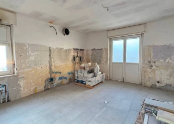 Magazzino - Shop via Cesare Battisti, 109, Caraglio - photo 11