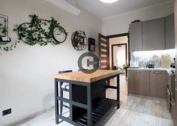 Cucina - Trilocale piazza Enrico Toti, 15, Torino (zona Vanchiglietta) - foto 13