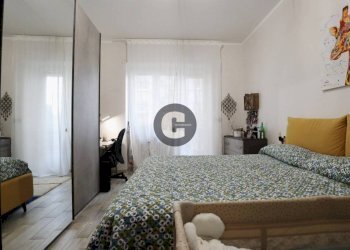 Camera da letto - Three-room apartment piazza Enrico Toti, 15, Torino (neighborhood Vanchiglietta) - photo 19