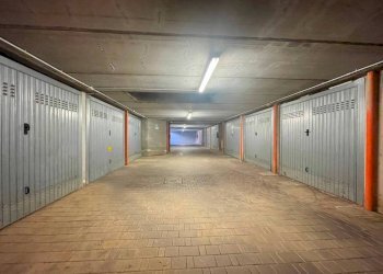 Box auto - Box via A. De Azzi Lanfranconi, 21, Bernareggio - foto 2