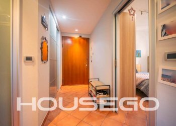 Corridoio - Trilocale via Sant'Alberto, 34, Genova (zona Sestri Ponente) - foto 8