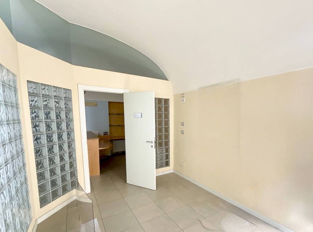 Studio - Office Busca - photo 3