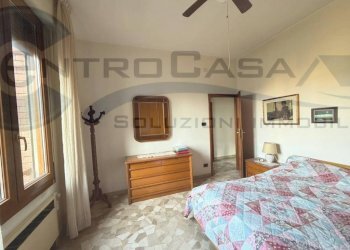 Camera da letto - Quadrilocale San Lazzaro di Savena - foto 19