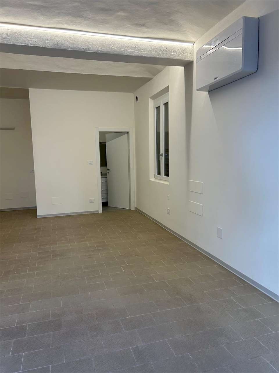 Shop Modena - photo 2