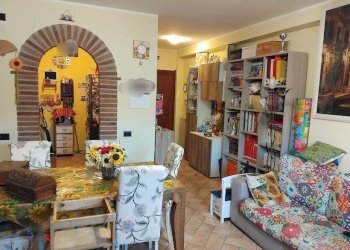 zona giorno - Trilocale via Canutola di Sopra 13, Magione - foto 3