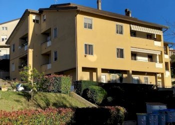 facciata - Trilocale via Canutola di Sopra 13, Magione - foto 13