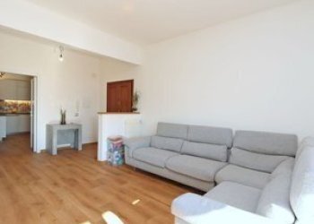 743059436.jpg - Quadrilocale Rufina - foto 2