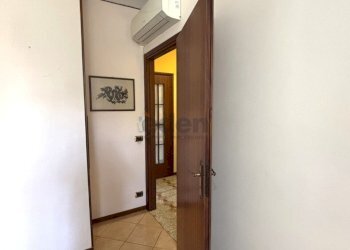 camera da letto - Trilocale Via Giuseppe Peano 13, Modena - foto 21