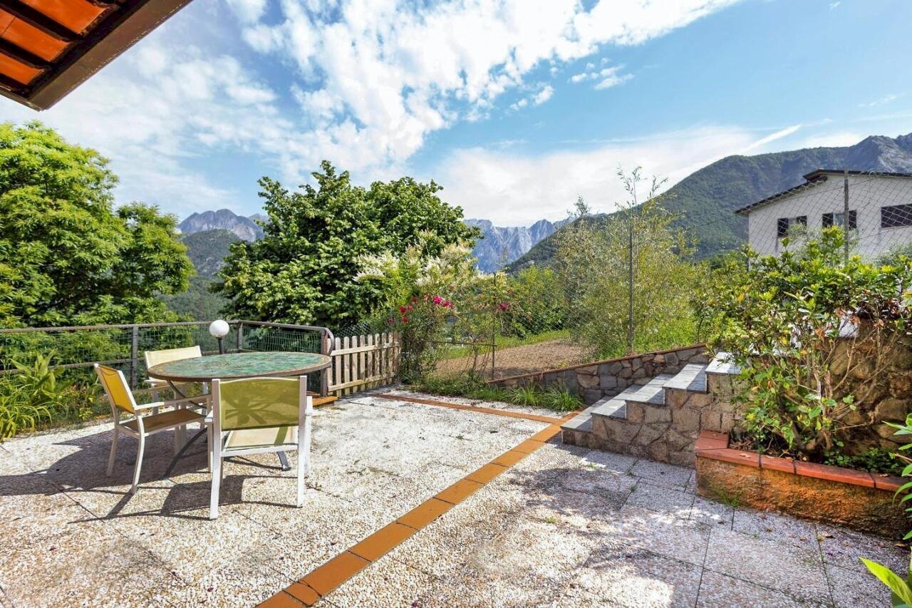 1329764-y39mo45x6.jpg - Terraced Villa Via Piagola 24, Massa - photo 1