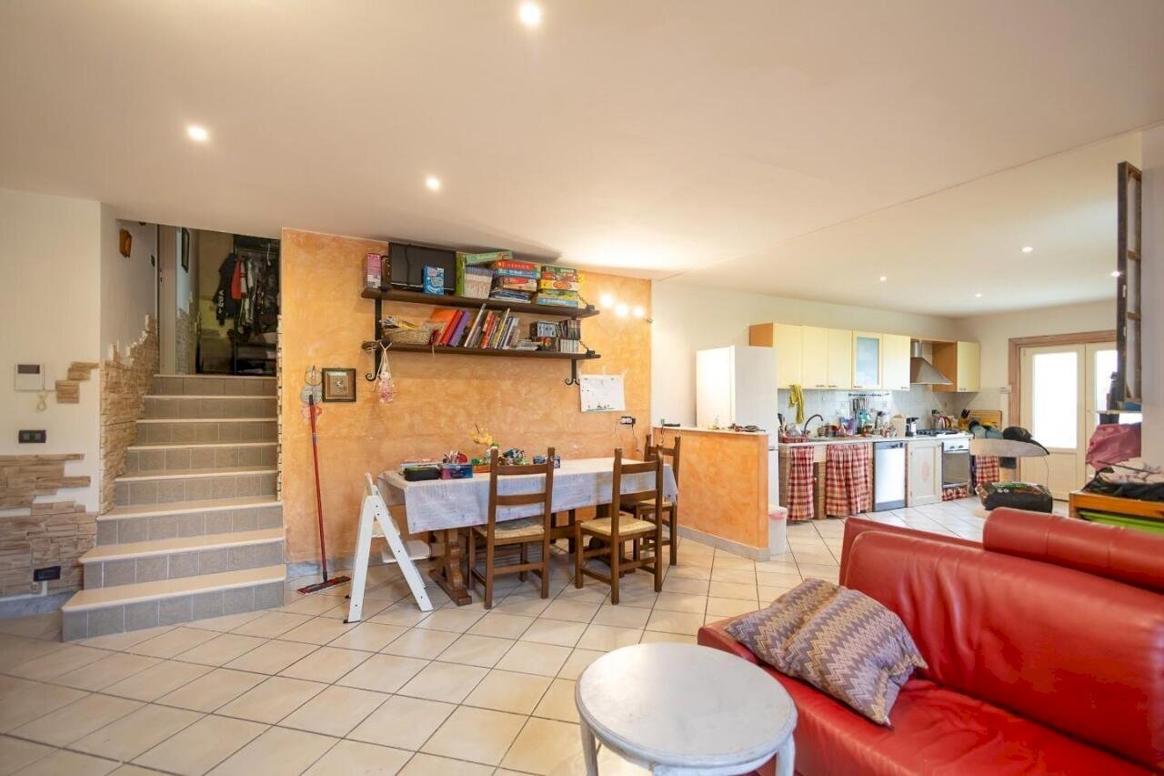 1329764-2r23ibf.jpg - Terraced Villa Via Piagola 24, Massa - photo 3