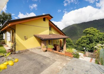 1329764-uw83e.jpg - Villa a Schiera Via Piagola 24, Massa - foto 28