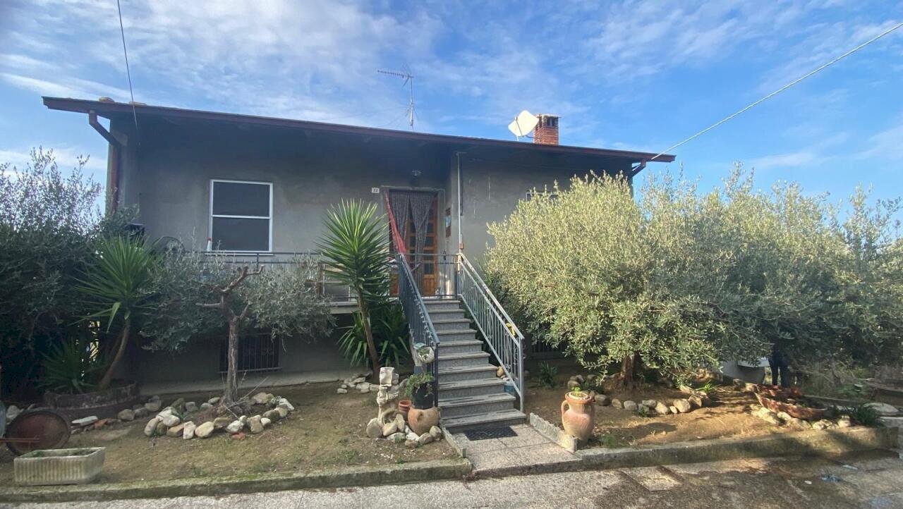 13.jpg - Villa Via Bagnolo 22, Borghi - foto 1